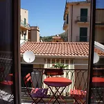 شقة Ducas And لاسكاري